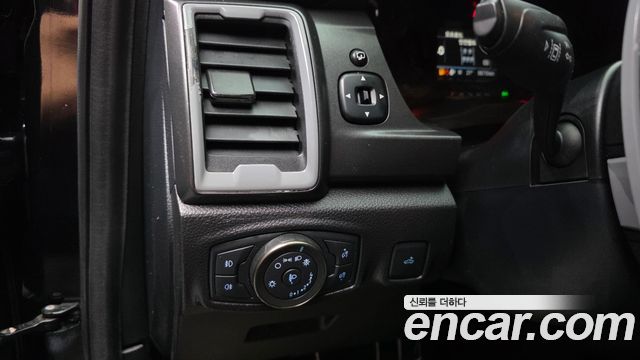 Ford Ranger 2022 — photo 29