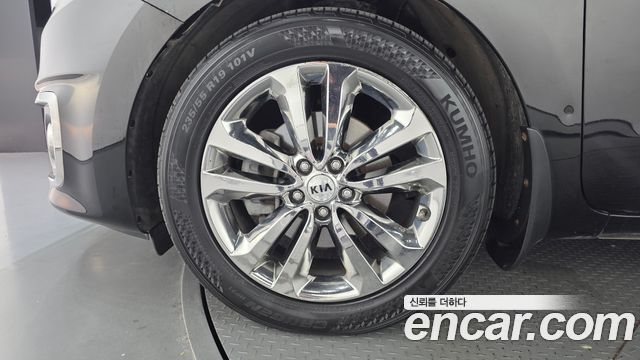 Kia Canival 2017 — photo 5