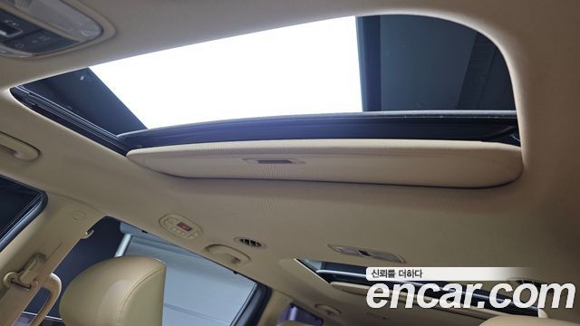 Kia Canival 2017 — photo 16