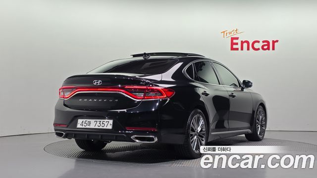 Hyundai Grandeur 2017 — photo 2