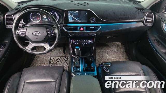 Hyundai Grandeur 2017 — photo 10
