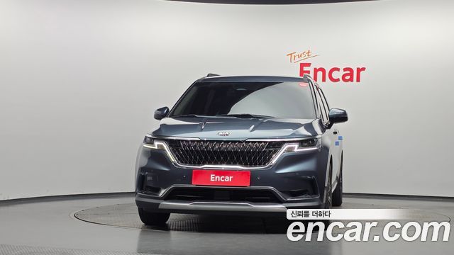 Kia Canival 2021 — photo 3