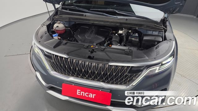 Kia Canival 2021 — photo 6