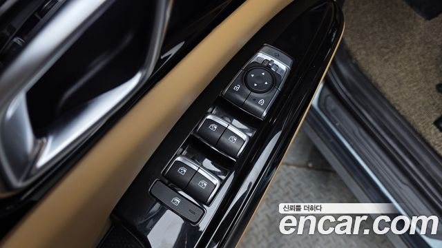 Kia Canival 2021 — photo 12