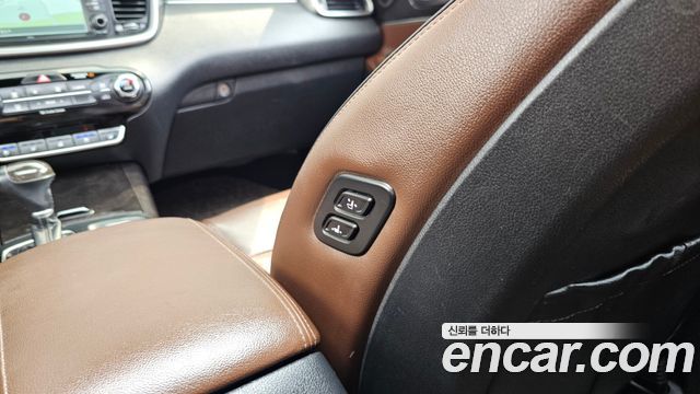 Kia Sorento 2016 — photo 17