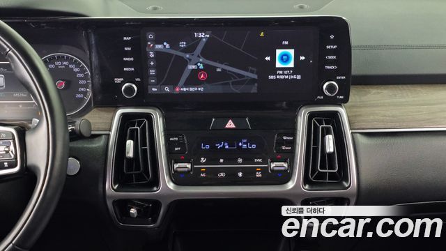 Kia Sorento 2021 — photo 18