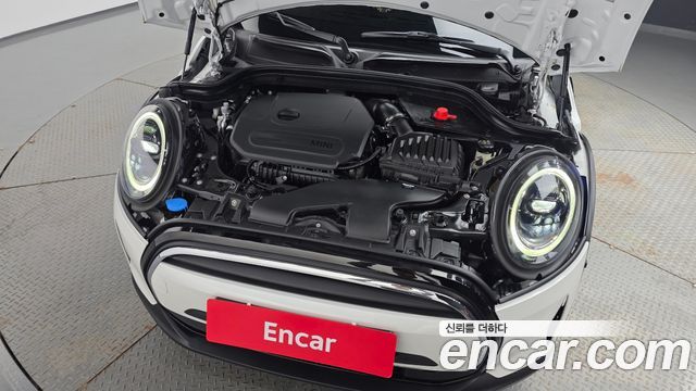 Mini Cooper 2024 — photo 6
