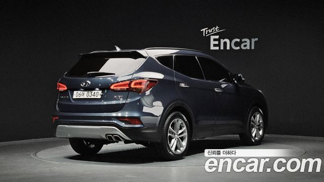 Hyundai Santafe 2016 — photo 2
