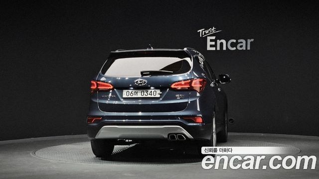 Hyundai Santafe 2016 — photo 4