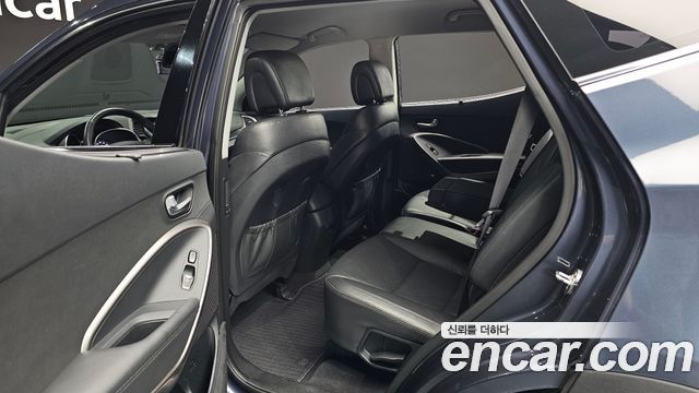 Hyundai Santafe 2016 — photo 11