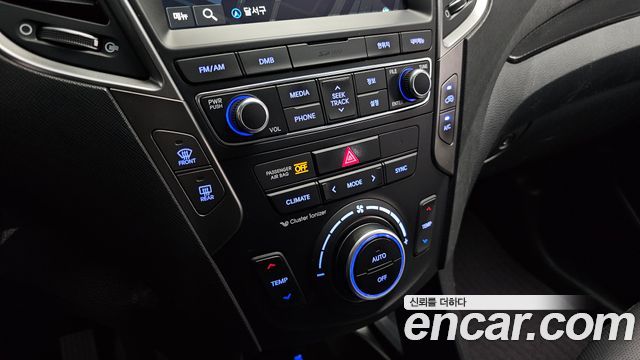 Hyundai Santafe 2016 — photo 15