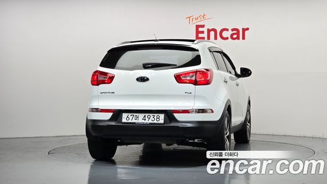 Kia Sportage 2012 — photo 4