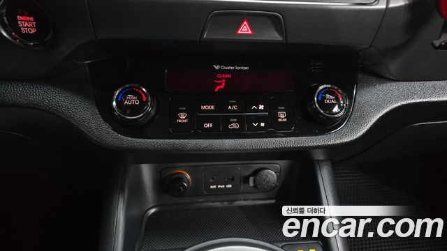 Kia Sportage 2012 — photo 19