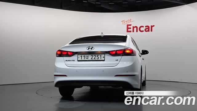 Hyundai AVANTE 2018 — photo 4