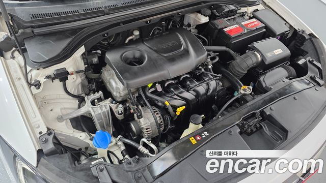 Hyundai AVANTE 2018 — photo 6
