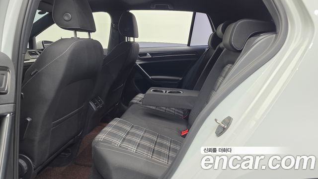 Volkswagen Golf 2016 — photo 12
