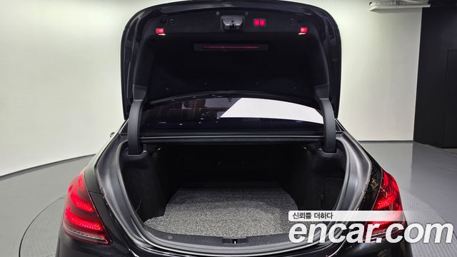 Mercedes-Benz S-Class 2016 — photo 20