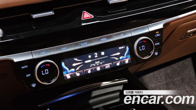 Genesis G80 2022 — photo 19