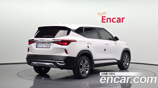 Kia Seltos 2022 — photo 2