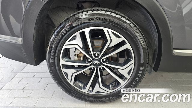 Hyundai Santafe 2019 — photo 5