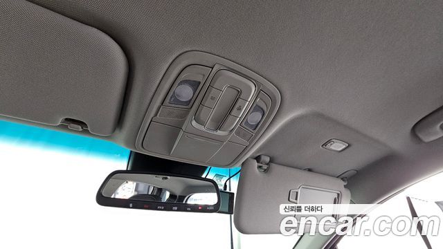Hyundai Santafe 2019 — photo 24