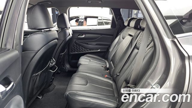 Hyundai Santafe 2019 — photo 16