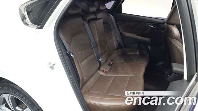 Kia K3 2019 — photo 18