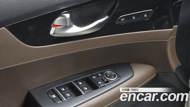 Kia K3 2019 — photo 32