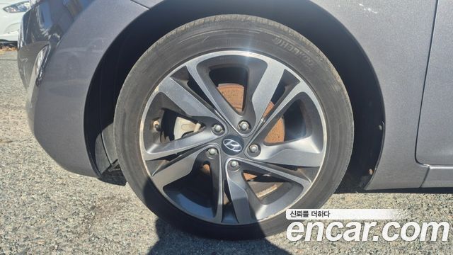 Hyundai AVANTE 2014 — photo 5