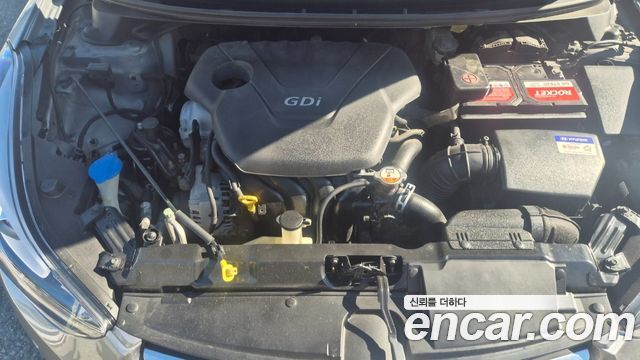 Hyundai AVANTE 2014 — photo 6