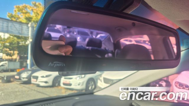 Hyundai AVANTE 2014 — photo 13