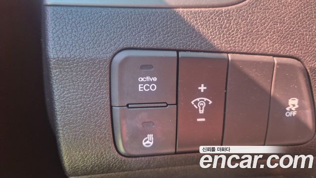 Hyundai AVANTE 2014 — photo 15