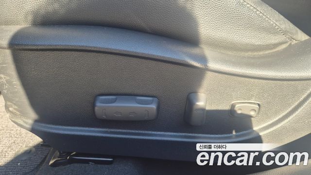 Hyundai AVANTE 2014 — photo 18