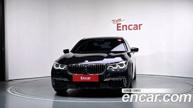 BMW 7-Series 2018 — photo 3