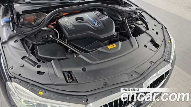 BMW 7-Series 2018 — photo 6