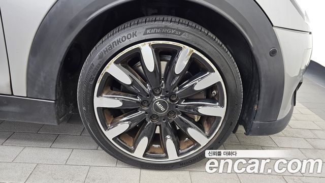 Mini Cooper 2023 — photo 7