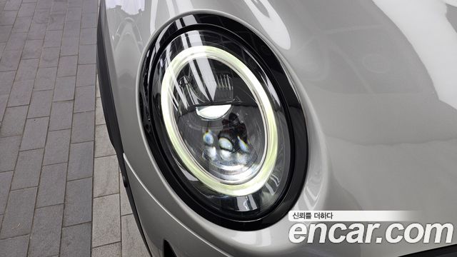 Mini Cooper 2023 — photo 8