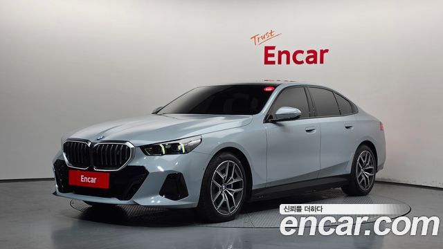 BMW i5 2026 — photo 1