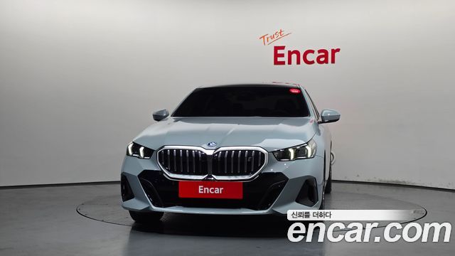 BMW i5 2026 — photo 3