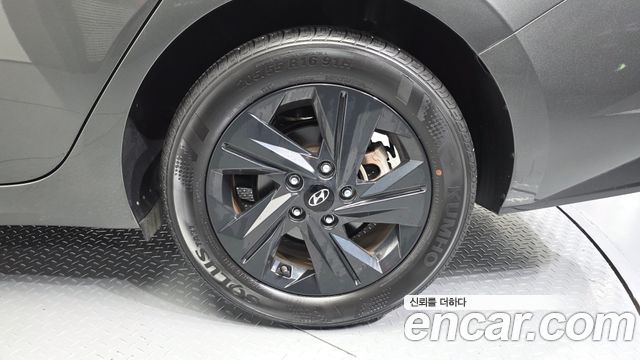 Hyundai AVANTE 2023 — photo 5