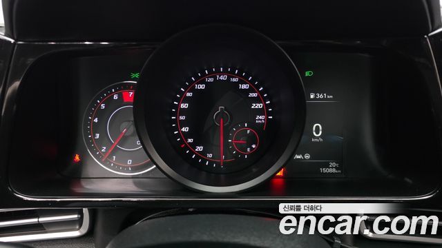 Hyundai AVANTE 2023 — photo 11