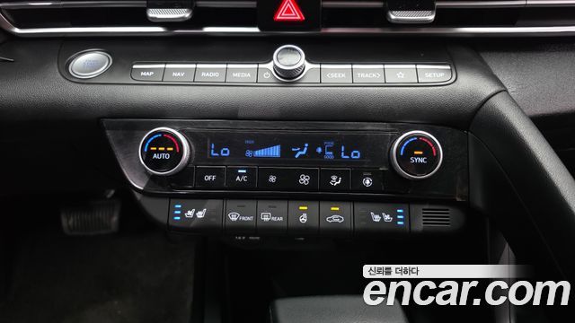Hyundai AVANTE 2023 — photo 22