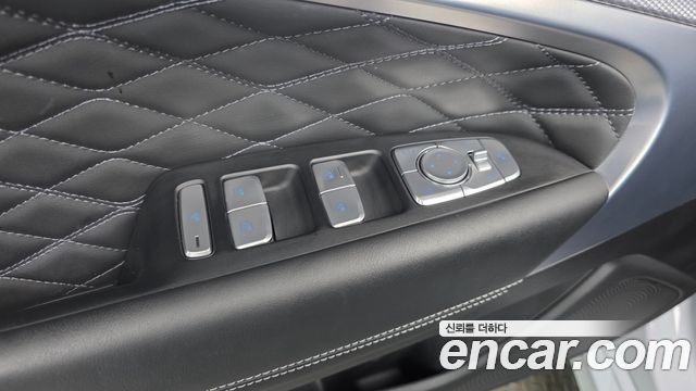 Genesis G70 2021 — photo 17