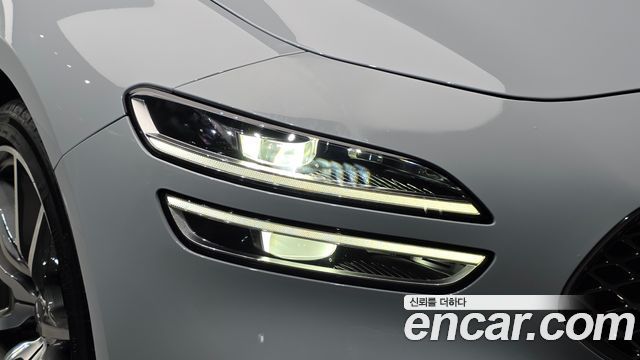 Genesis G70 2021 — photo 8