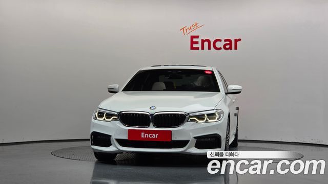BMW 5-Series 2020 — photo 3