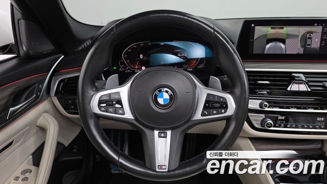 BMW 5-Series 2020 — photo 19