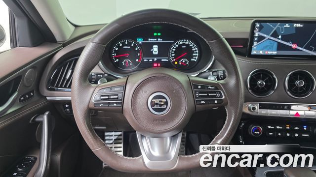 Kia Stinger 2021 — photo 18