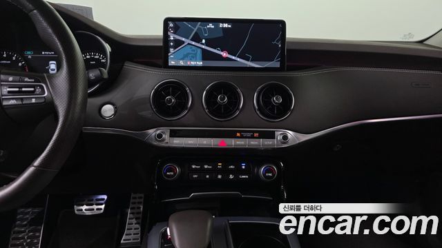 Kia Stinger 2021 — photo 19