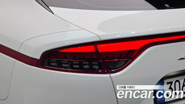 Kia Stinger 2021 — photo 9