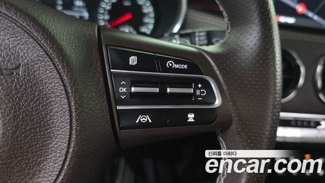 Kia Stinger 2021 — photo 28